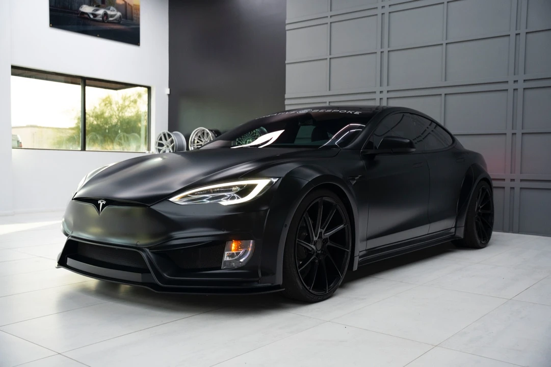2020 Tesla Model S - Image 8 of 21
