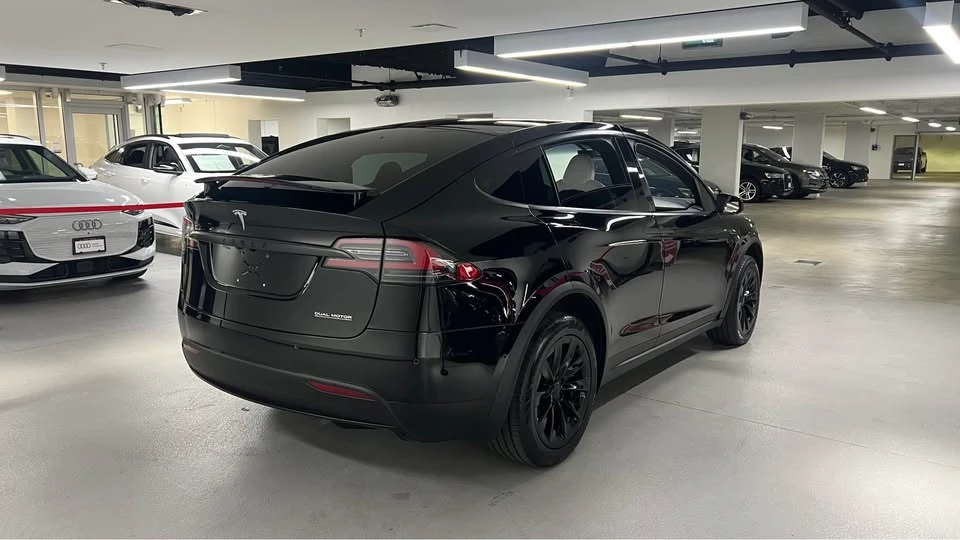 2020 Tesla Model X - Image 6 of 20