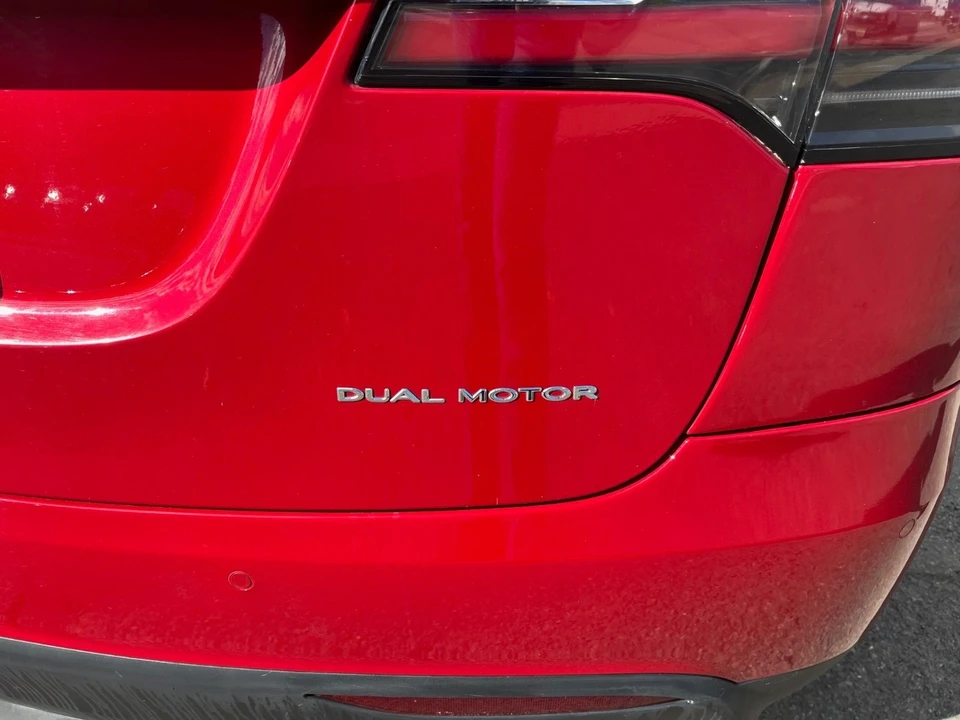 2020 Tesla Model X - Image 4 of 21