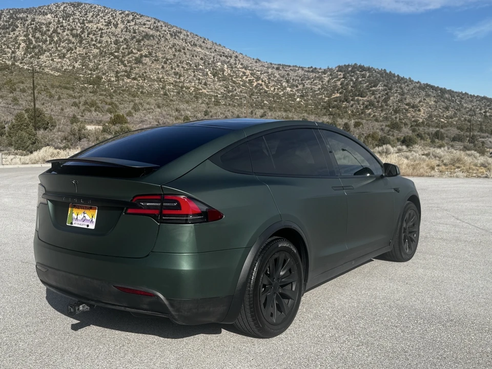 2020 Tesla Model X - Image 2 of 21