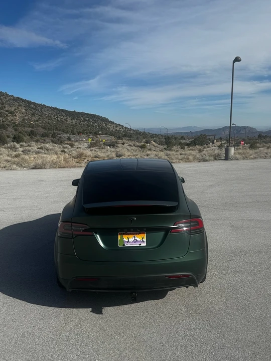 2020 Tesla Model X - Image 13 of 21