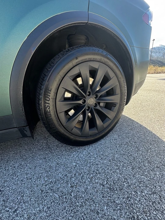 2020 Tesla Model X - Image 15 of 21