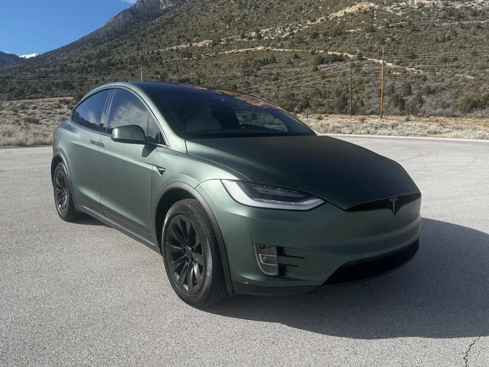 2020 Tesla Model X - Image 3 of 21