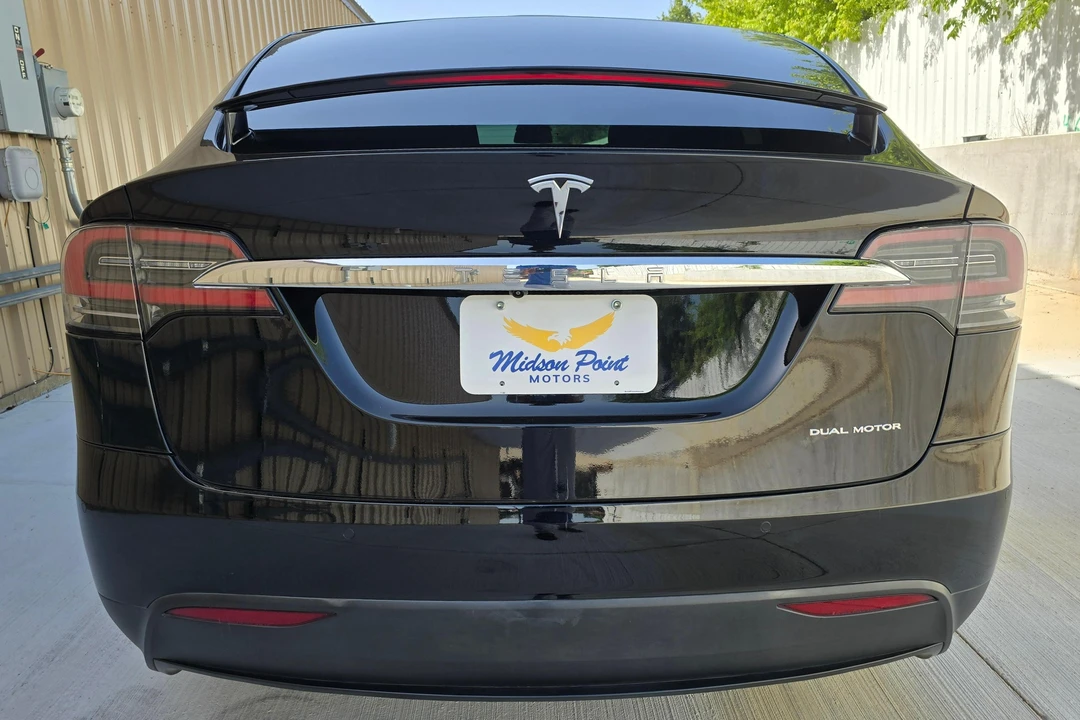 2020 Tesla Model X - Image 5 of 31