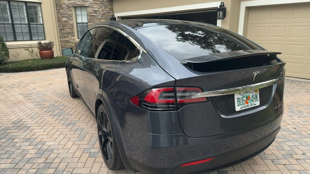 2020 Tesla Model X - Image 3 of 6