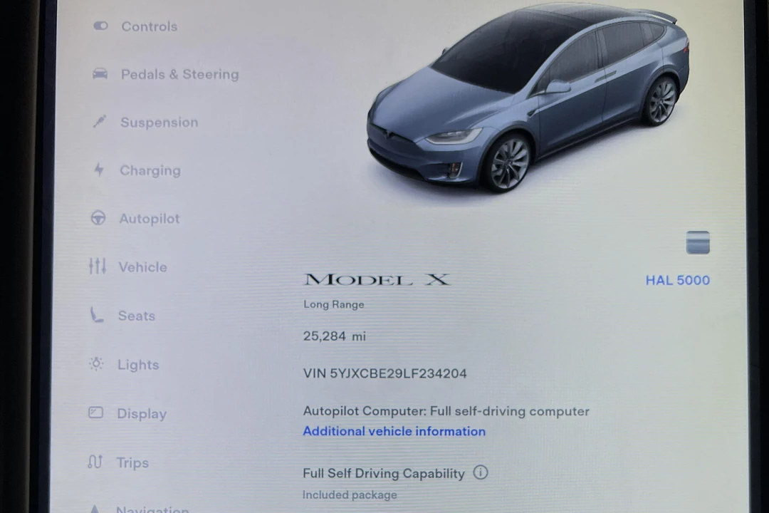 2020 Tesla Model X - Image 27 of 31