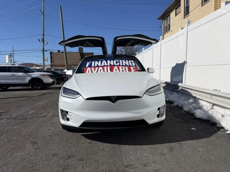 2020 Tesla Model X - Image 2 of 12