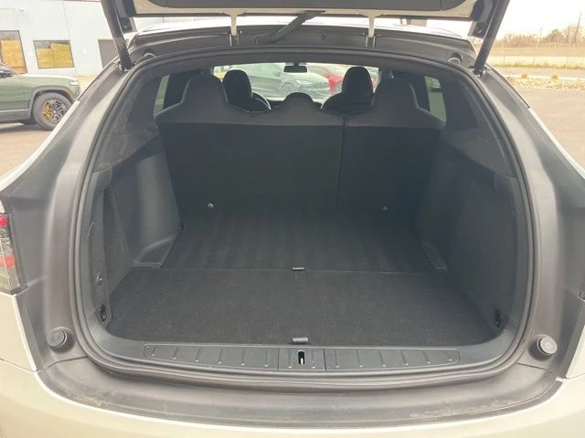 2020 Tesla Model X - Image 16 of 21