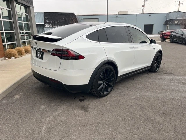 2020 Tesla Model X - Image 7 of 21