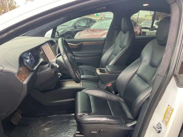 2020 Tesla Model X - Image 13 of 21