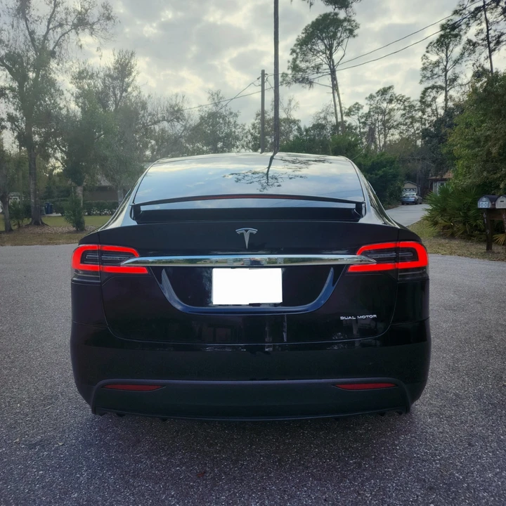 2020 Tesla Model X - Image 4 of 16