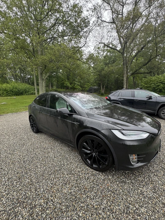 2020 Tesla Model X - Image 8 of 31