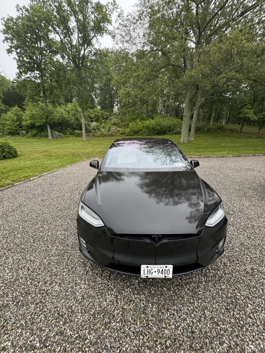 2020 Tesla Model X - Image 5 of 31