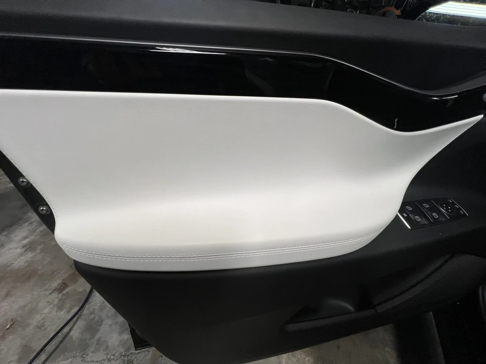 2020 Tesla Model X - Image 31 of 31