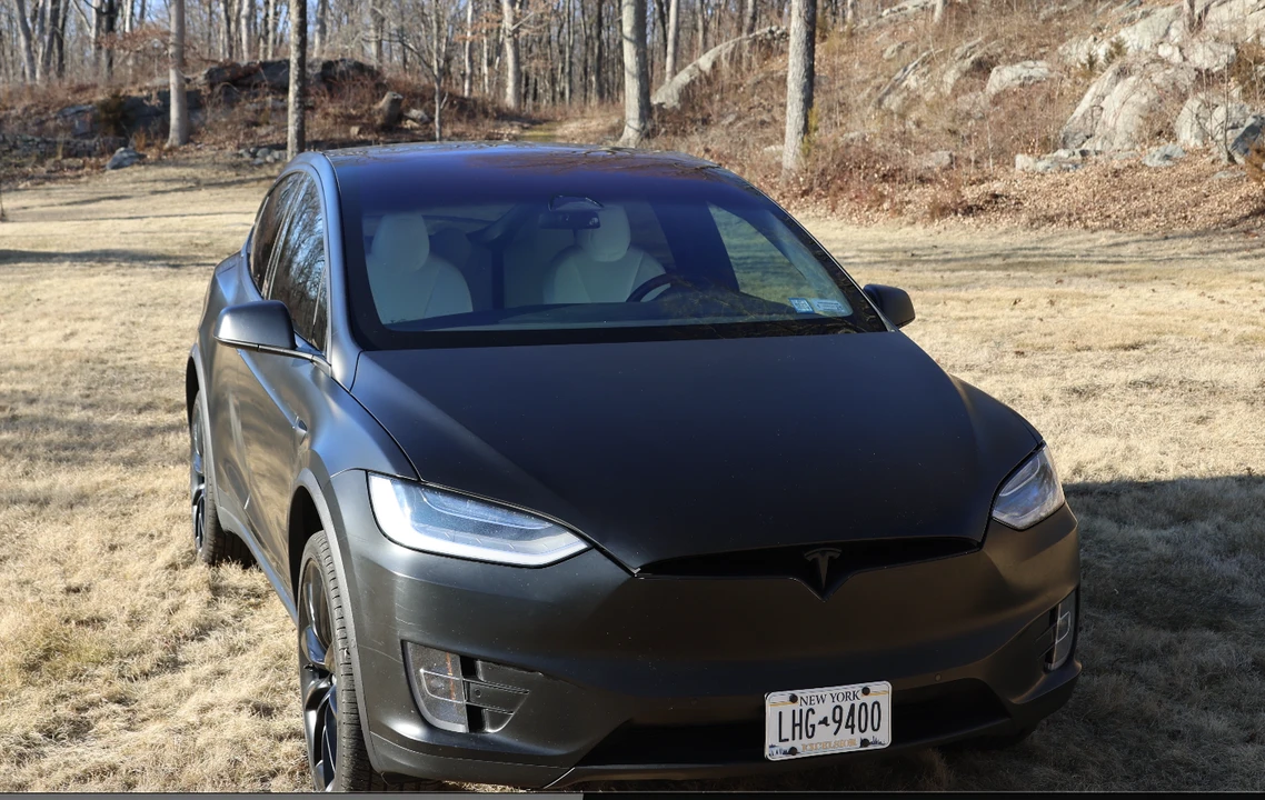 2020 Tesla Model X - Image 22 of 31