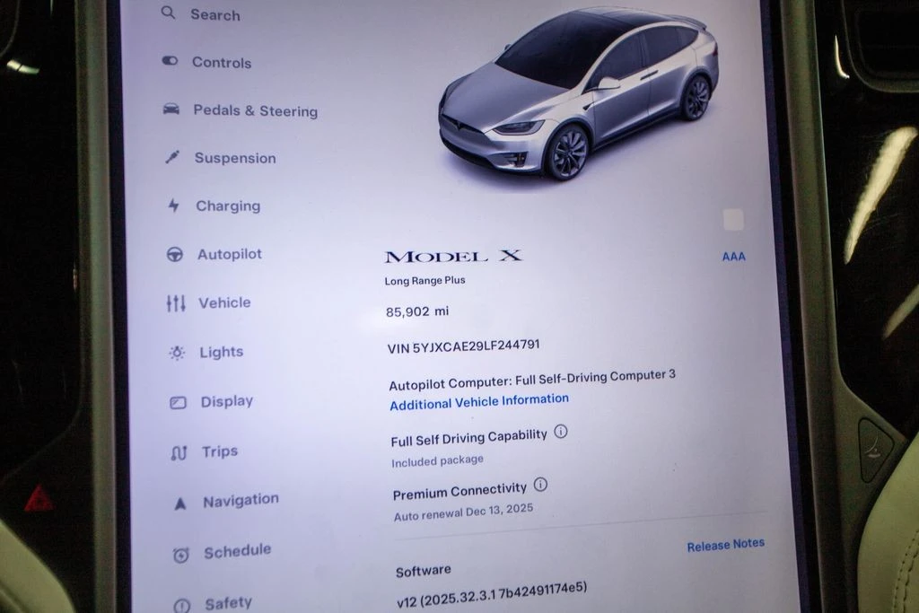 2020 Tesla Model X - Image 6 of 11