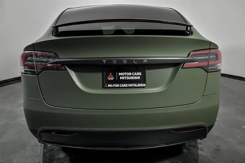 2020 Tesla Model X - Image 9 of 12