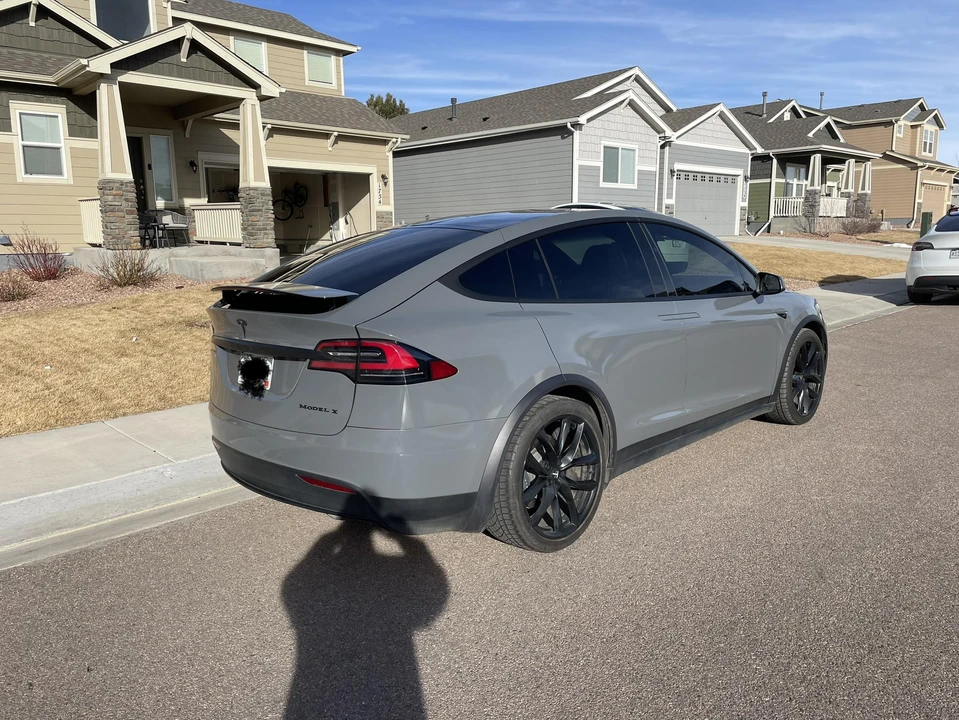 2020 Tesla Model X - Image 11 of 31