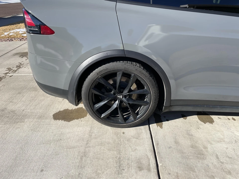 2020 Tesla Model X - Image 22 of 31