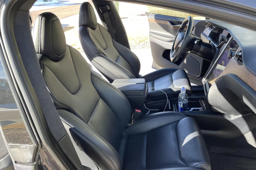 2020 Tesla Model X - Image 24 of 31