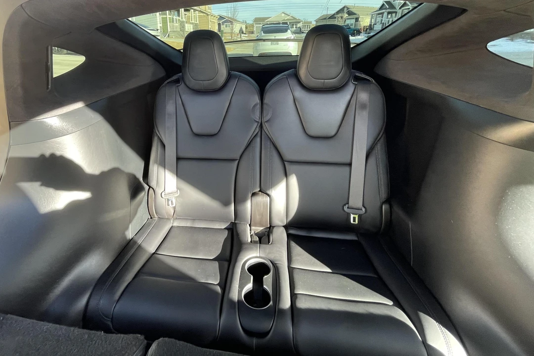 2020 Tesla Model X - Image 25 of 31