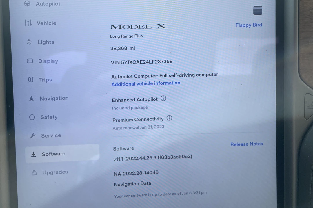 2020 Tesla Model X - Image 26 of 31