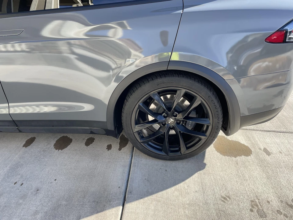 2020 Tesla Model X - Image 21 of 31