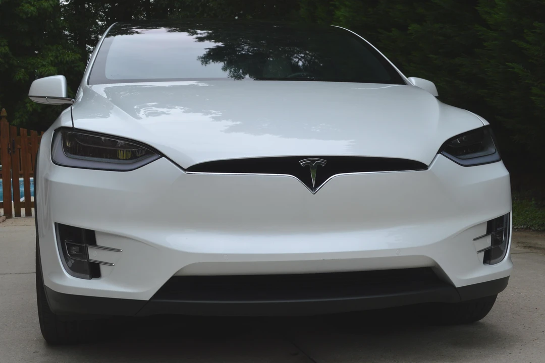2020 Tesla Model X - Image 2 of 5