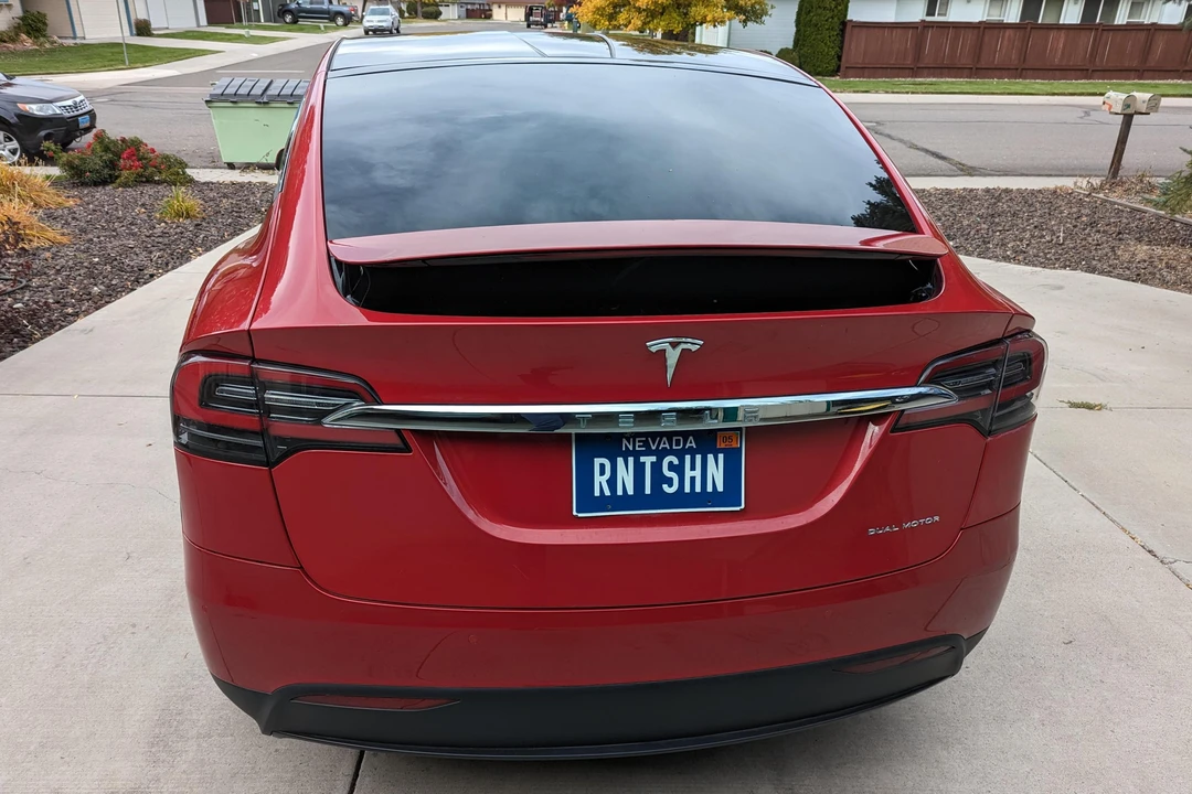 2020 Tesla Model X - Image 5 of 31