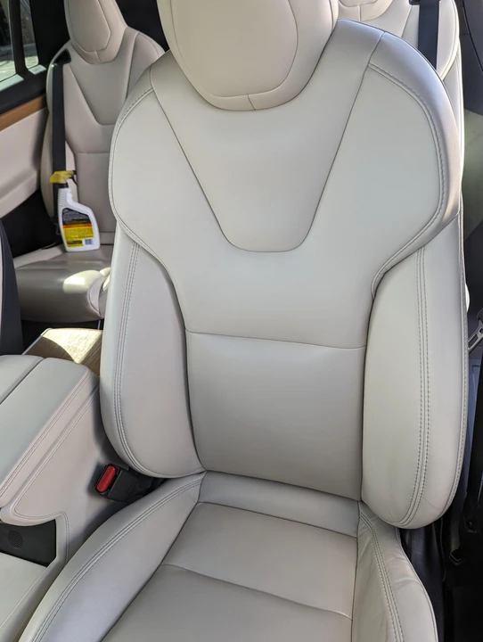 2020 Tesla Model X - Image 30 of 31