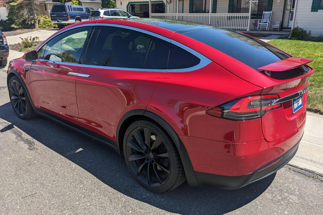 2020 Tesla Model X - Image 4 of 31