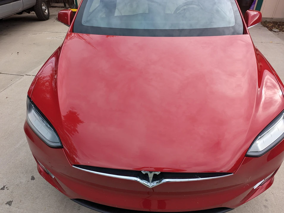 2020 Tesla Model X - Image 13 of 31