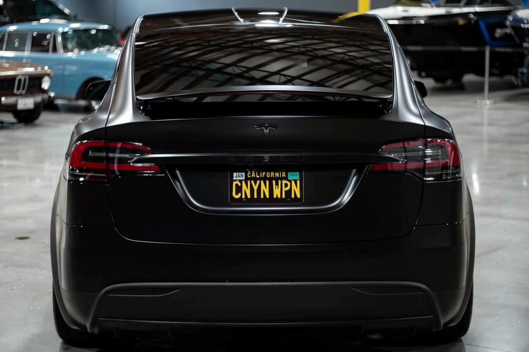 2020 Tesla Model X - Image 5 of 31