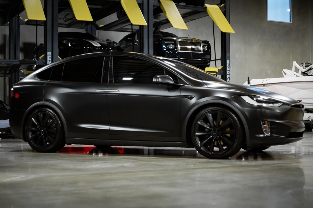 2020 Tesla Model X - Image 3 of 31