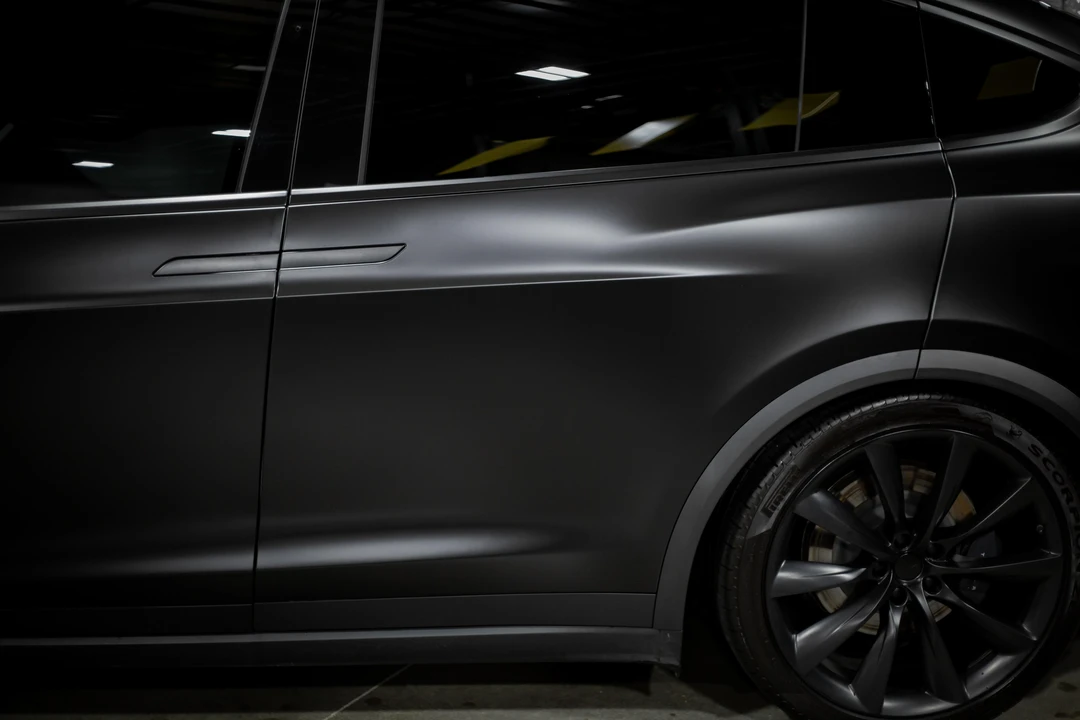 2020 Tesla Model X - Image 28 of 31