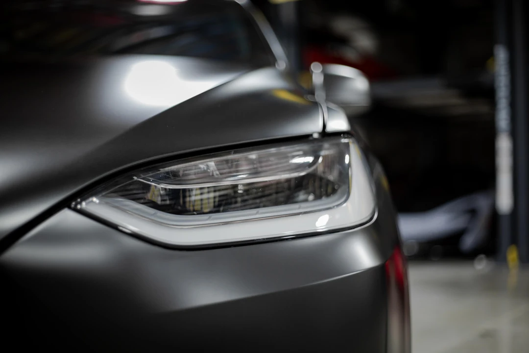 2020 Tesla Model X - Image 24 of 31