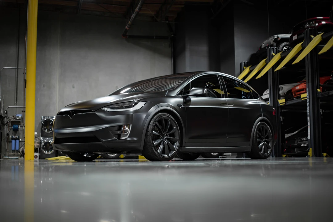 2020 Tesla Model X - Image 8 of 31