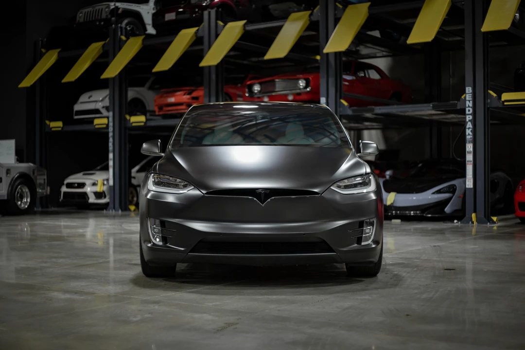 2020 Tesla Model X - Image 6 of 31