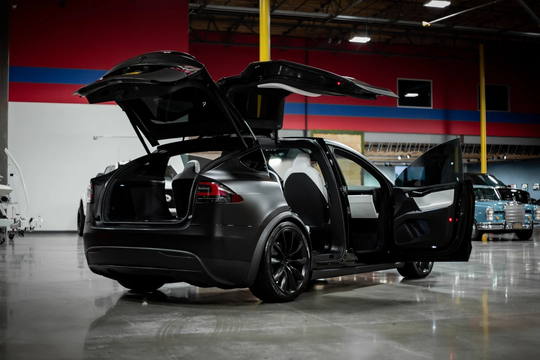 2020 Tesla Model X - Image 20 of 31