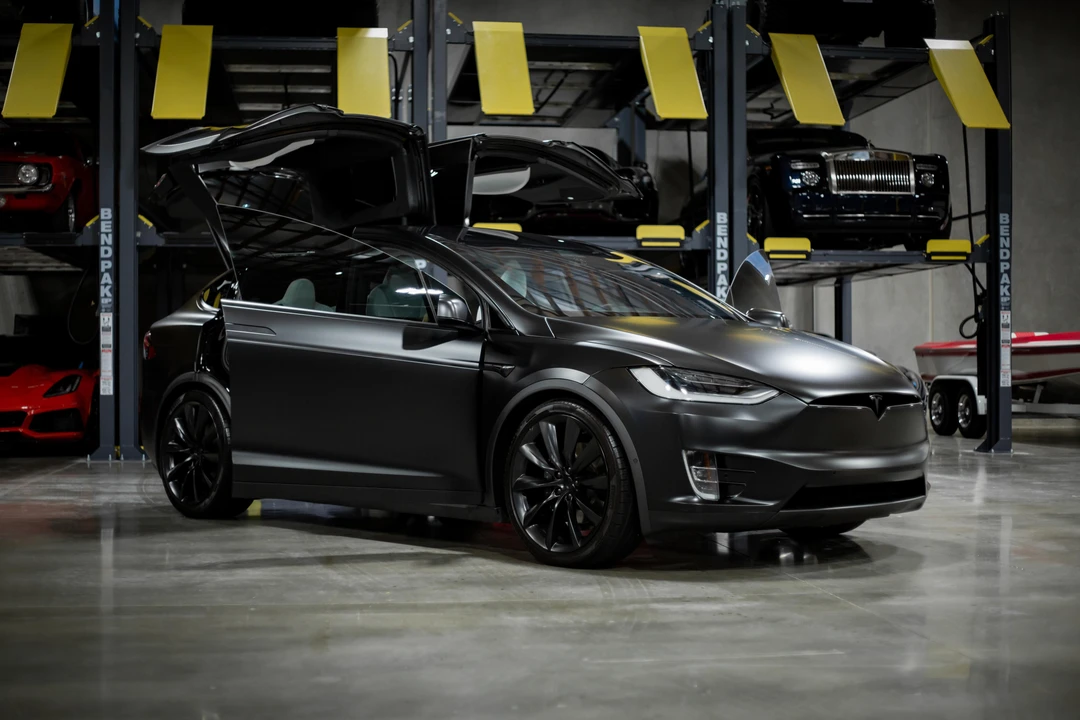 2020 Tesla Model X - Image 21 of 31
