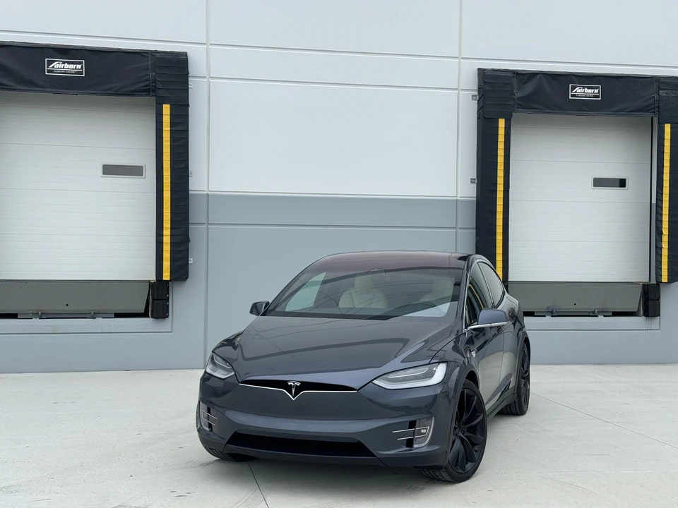 2020 Tesla Model X - Image 6 of 31
