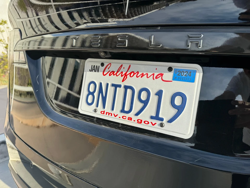 2020 Tesla Model X - Image 31 of 31
