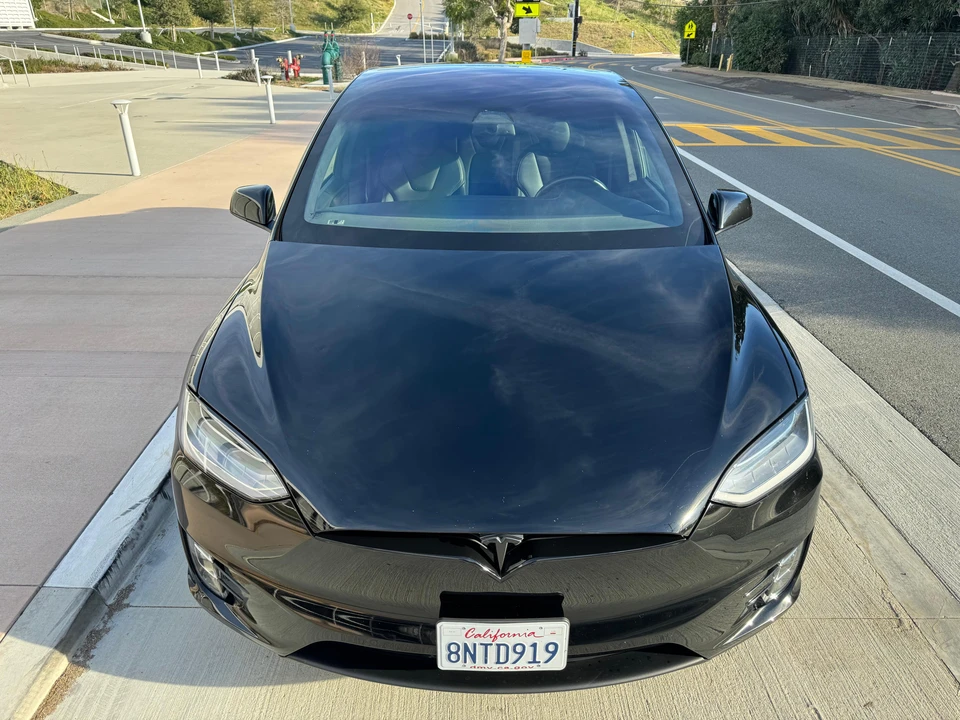 2020 Tesla Model X - Image 6 of 31