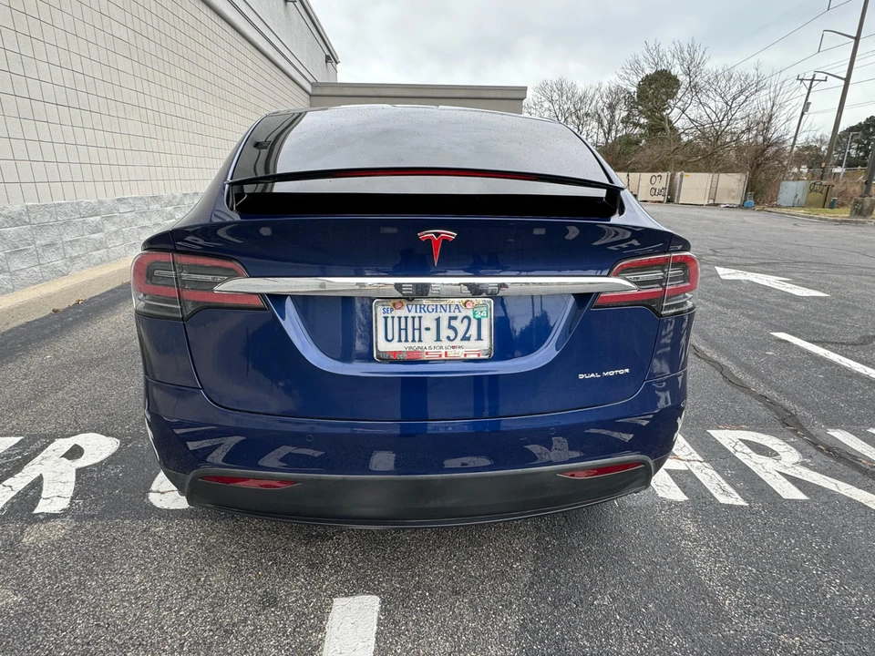 2020 Tesla Model X - Image 12 of 31