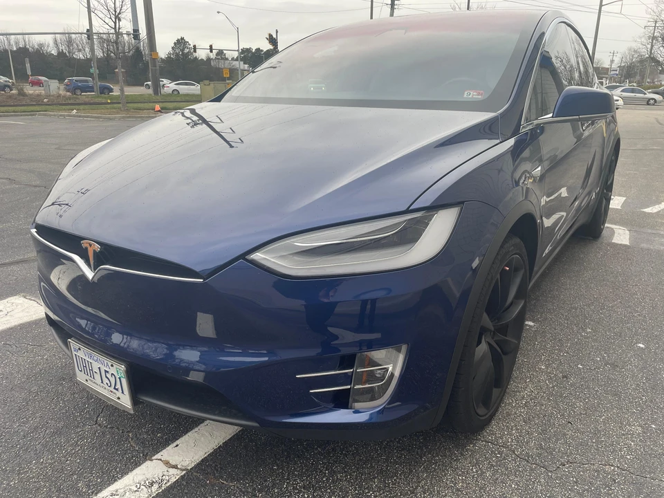 2020 Tesla Model X - Image 7 of 31