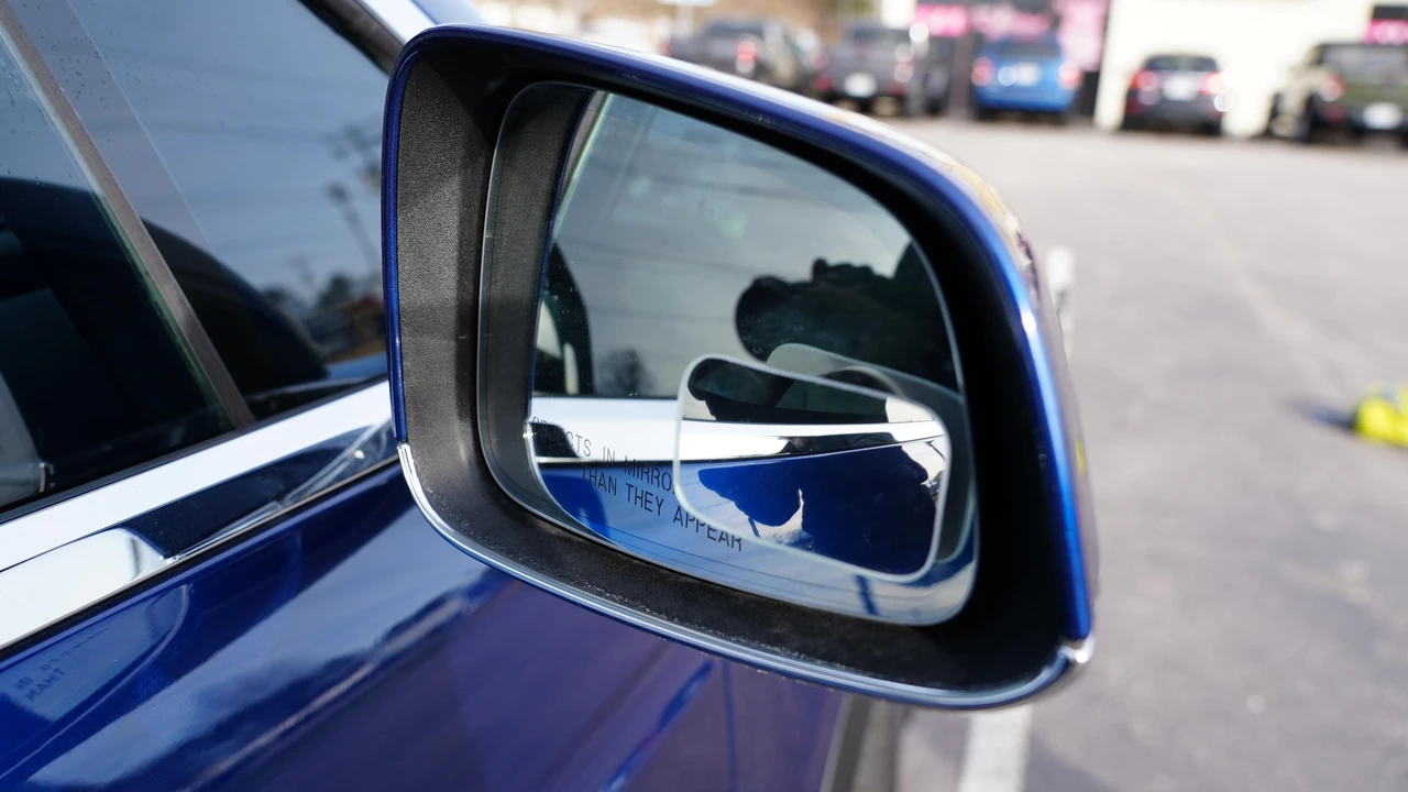 2020 Tesla Model X - Image 30 of 31