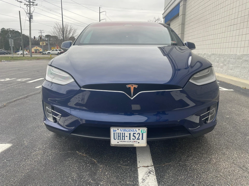 2020 Tesla Model X - Image 6 of 31