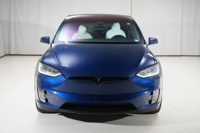 2020 Tesla Model X - Image 4 of 21
