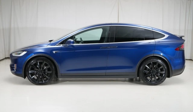 2020 Tesla Model X - Image 2 of 21