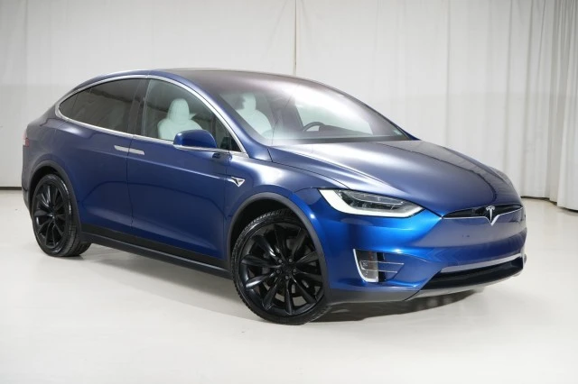 2020 Tesla Model X - Image 8 of 21